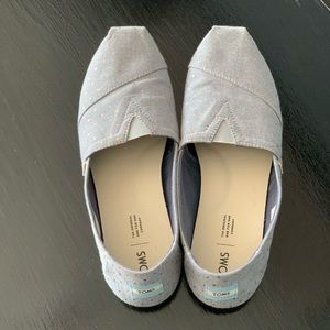Womens Toms